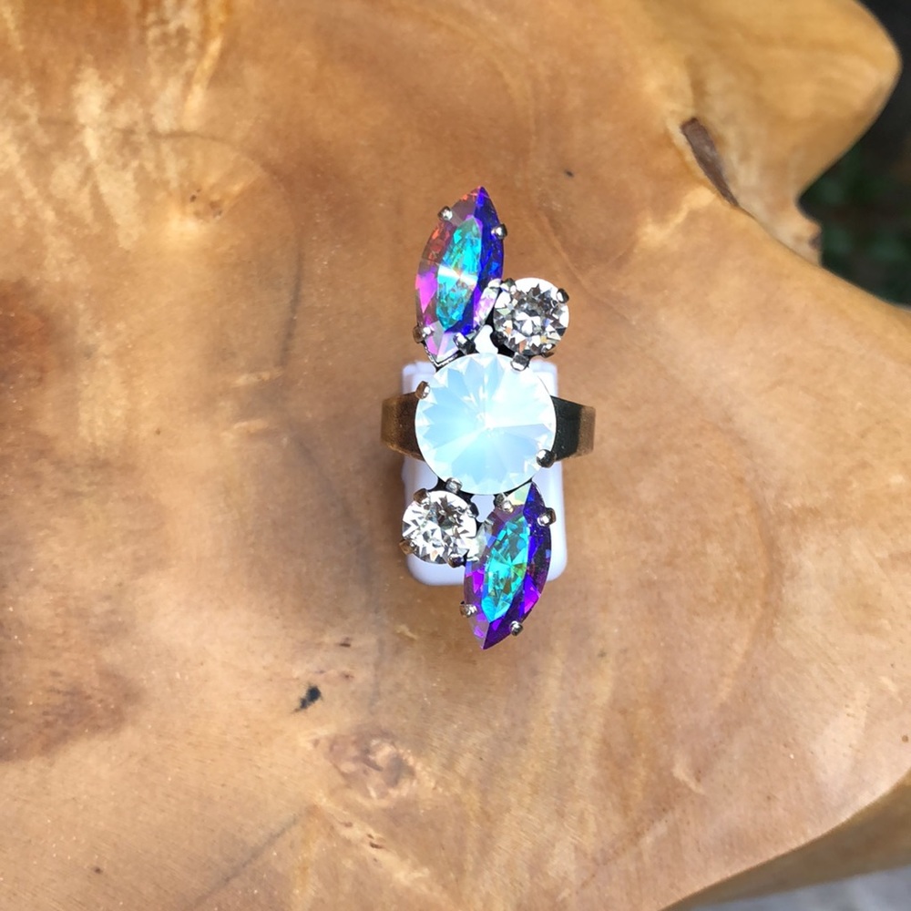 Gorgeous Boho/Tribal Crystal Statement Ring - Picture 7 of 14